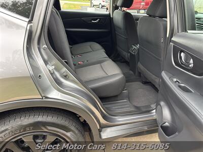 2018 Nissan Rogue AWD - Photo 10 - Erie, PA 16505