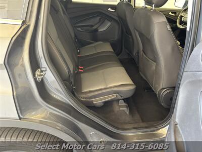 2019 Ford Escape SE AWD - Photo 12 - Erie, PA 16505