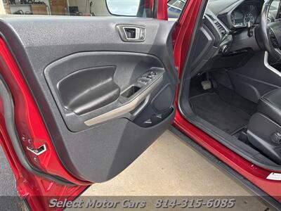 2018 Ford EcoSport Titanium AWD - Photo 12 - Erie, PA 16505