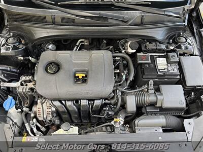 2019 Kia Forte LXS - Photo 13 - Erie, PA 16505