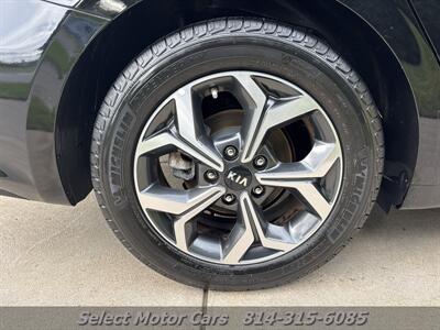 2019 Kia Forte LXS - Photo 12 - Erie, PA 16505