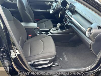 2019 Kia Forte LXS - Photo 7 - Erie, PA 16505