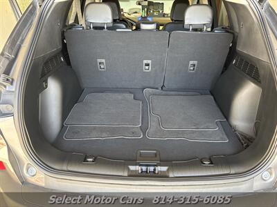 2022 Ford Escape SEL AWD - Photo 9 - Erie, PA 16505