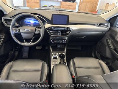 2022 Ford Escape SEL AWD - Photo 12 - Erie, PA 16505