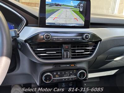 2022 Ford Escape SEL AWD - Photo 8 - Erie, PA 16505