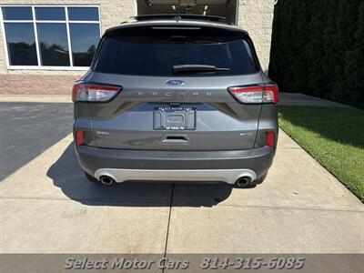 2022 Ford Escape SEL AWD - Photo 4 - Erie, PA 16505