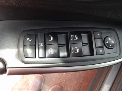 2019 Jeep Cherokee Latitude Plus   - Photo 14 - Albuquerque, NM 87107