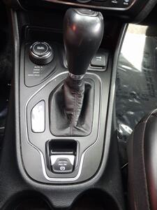 2019 Jeep Cherokee Latitude Plus   - Photo 16 - Albuquerque, NM 87107