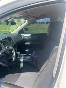 2020 Nissan Pathfinder S   - Photo 9 - Albuquerque, NM 87107