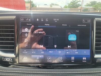 2023 Chrysler Pacifica Plug-In Hybrid Touring L   - Photo 20 - Albuquerque, NM 87107