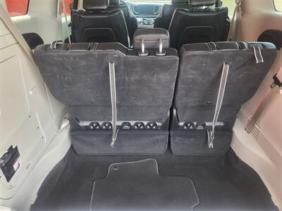 2023 Chrysler Pacifica Plug-In Hybrid Touring L   - Photo 4 - Albuquerque, NM 87107