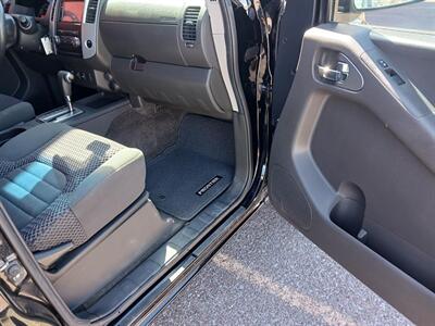 2012 Nissan Frontier SV V6   - Photo 14 - Albuquerque, NM 87107