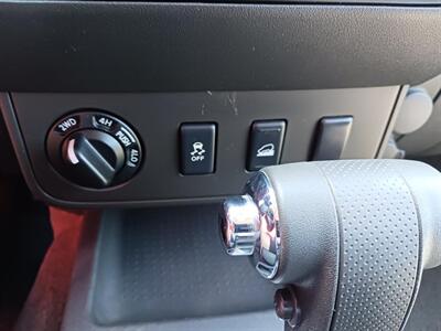 2012 Nissan Frontier SV V6   - Photo 16 - Albuquerque, NM 87107