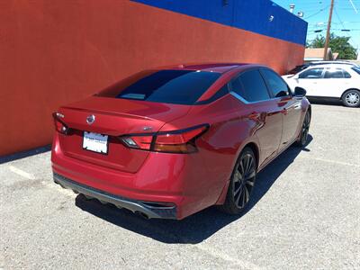2019 Nissan Altima 2.5 SR   - Photo 2 - Albuquerque, NM 87107