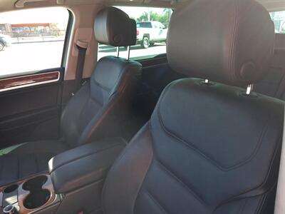 2013 Volkswagen Touareg TDI Sport   - Photo 13 - Albuquerque, NM 87107