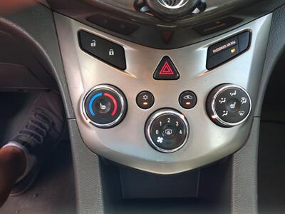 2015 Chevrolet Sonic LTZ Auto - Photo 18 - Albuquerque, NM 87107