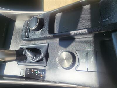 2015 Lexus IS 250   - Photo 15 - Albuquerque, NM 87107