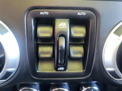 2013 Jeep Wrangler Unlimited Rubicon   - Photo 16 - Albuquerque, NM 87107
