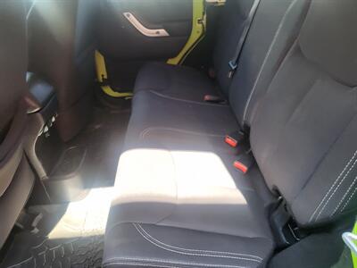 2013 Jeep Wrangler Unlimited Rubicon   - Photo 9 - Albuquerque, NM 87107