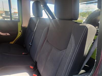 2013 Jeep Wrangler Unlimited Rubicon   - Photo 8 - Albuquerque, NM 87107