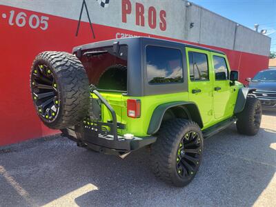 2013 Jeep Wrangler Unlimited Rubicon   - Photo 2 - Albuquerque, NM 87107