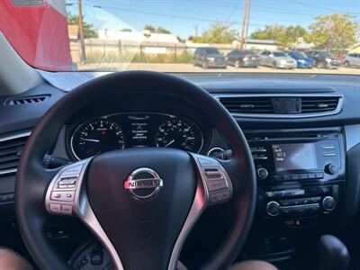 2016 Nissan Rogue SV   - Photo 11 - Albuquerque, NM 87107