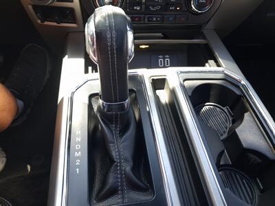 2016 Ford F-150 LARIAT FX4 - Photo 18 - Albuquerque, NM 87107