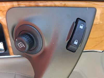 2013 Lincoln MKX   - Photo 16 - Albuquerque, NM 87107