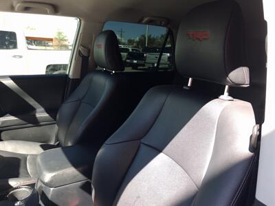 2020 Toyota 4Runner SR5   - Photo 14 - Albuquerque, NM 87107