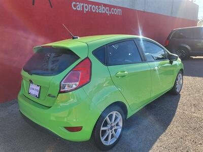 2015 Ford Fiesta SE   - Photo 2 - Albuquerque, NM 87107