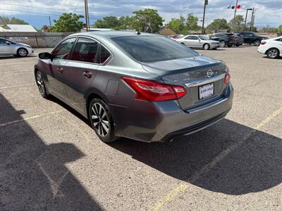 2017 Nissan Altima 2.5 SV   - Photo 4 - Albuquerque, NM 87107