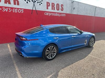 2019 Kia Stinger   - Photo 2 - Albuquerque, NM 87107