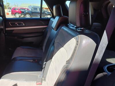 2017 Ford Explorer XLT   - Photo 8 - Albuquerque, NM 87107