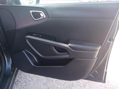 2020 Kia Soul LX   - Photo 14 - Albuquerque, NM 87107