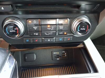 2015 Ford F-150 LARIAT - Photo 20 - Albuquerque, NM 87107