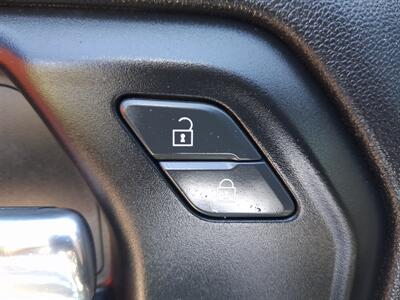 2020 Chevrolet Silverado 1500 Custom - Photo 17 - Albuquerque, NM 87107