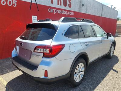 2017 Subaru Outback 2.5i Premium   - Photo 2 - Albuquerque, NM 87107