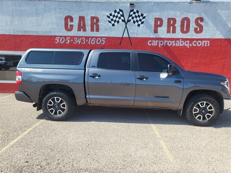 2020 Toyota Tundra SR5  