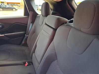 2019 Jeep Cherokee Latitude - Photo 10 - Albuquerque, NM 87107