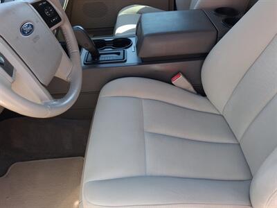 2011 Ford Expedition EL XLT - Photo 13 - Albuquerque, NM 87107