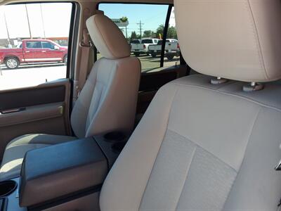 2011 Ford Expedition EL XLT - Photo 12 - Albuquerque, NM 87107