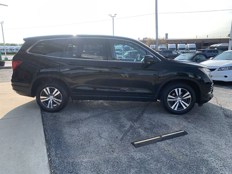 2016 Honda Pilot EX-L w/Navi - Photo 4 - Palatine, IL 60074