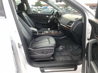 2018 Audi Q5 2.0T quattro Premium Plus   - Photo 11 - Palatine, IL 60074