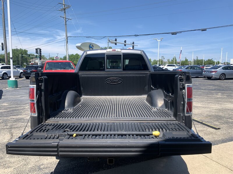 2013 Ford F-150 XLT - Photo 8 - Palatine, IL 60074