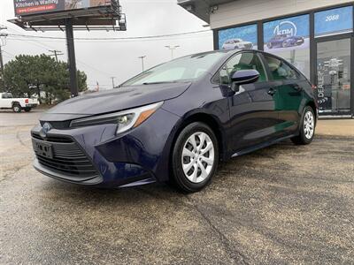 2023 Toyota Corolla Hybrid LE - Photo 1 - Palatine, IL 60074