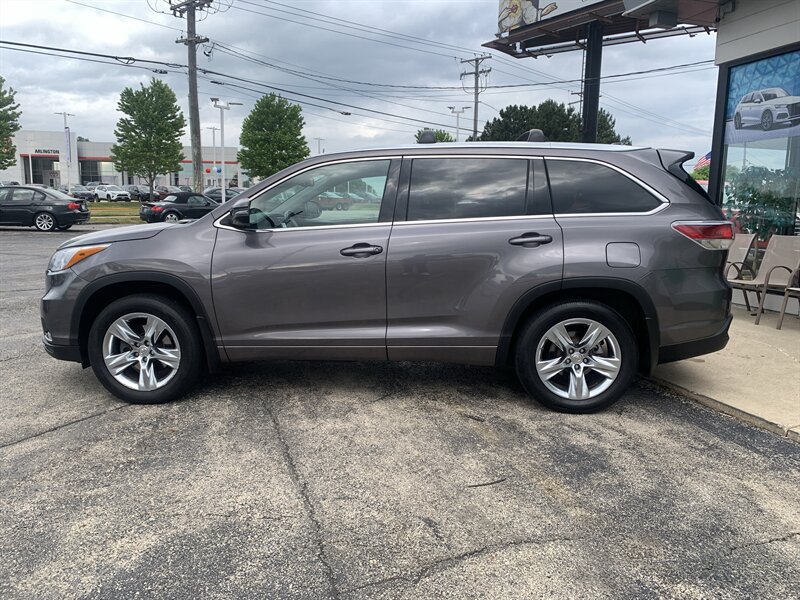 2015 Toyota Highlander Limited - Photo 6 - Palatine, IL 60074