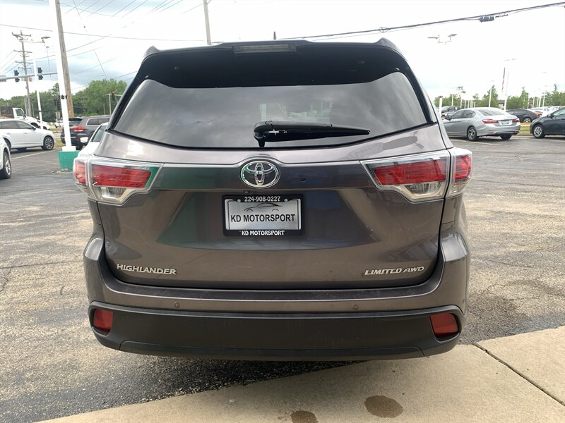 2015 Toyota Highlander Limited - Photo 2 - Palatine, IL 60074