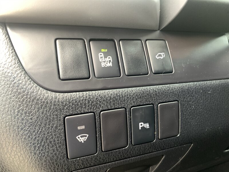 2015 Toyota Highlander Limited - Photo 20 - Palatine, IL 60074