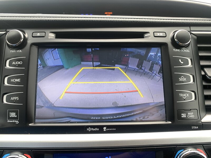 2015 Toyota Highlander Limited - Photo 30 - Palatine, IL 60074