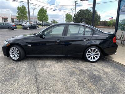2011 BMW 3 Series 328i xDrive - Photo 8 - Palatine, IL 60074